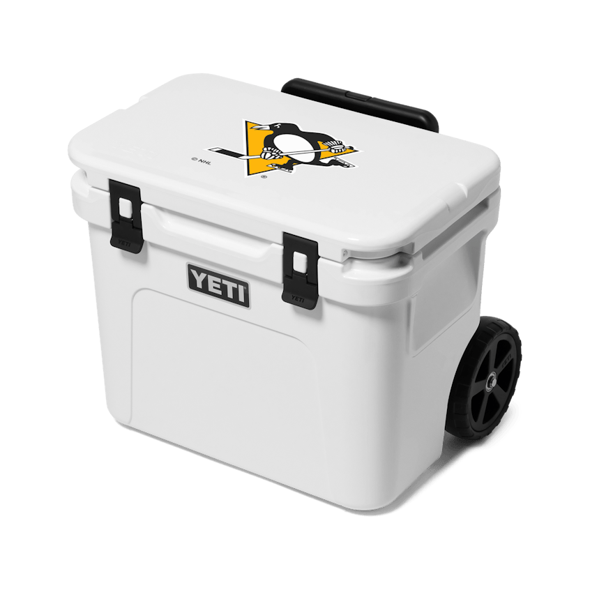 Pittsburgh Penguins Roadie® 32 Hard Cooler